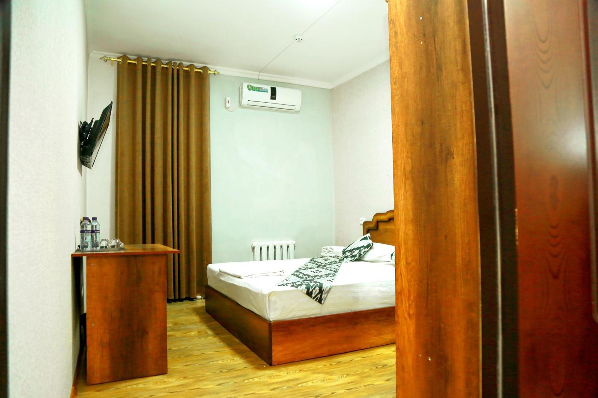 Hotel Mir Адрес Abu Ali Ibn Sino 4A ブハラ エクステリア 写真